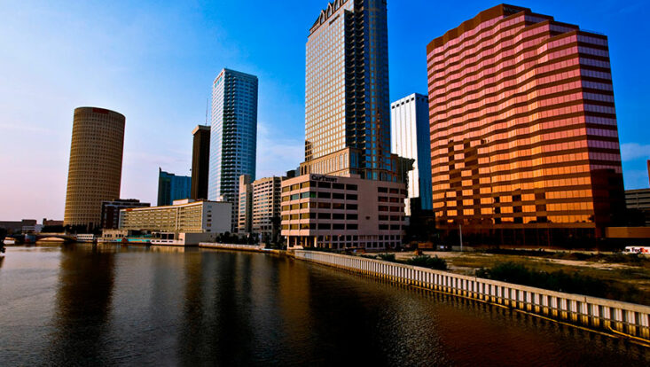 Bayshore Boulevard cityshore skyline Tampa Florida things to do with trips from RedCoach