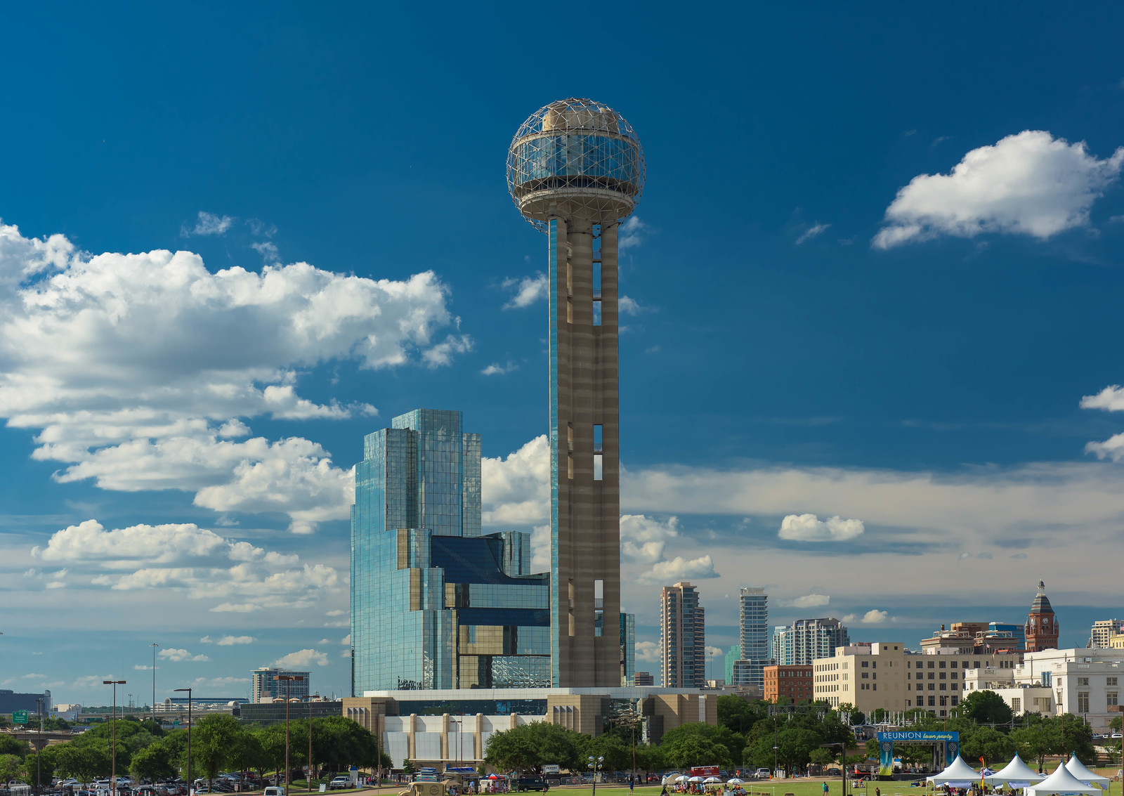 reunion tower hotel